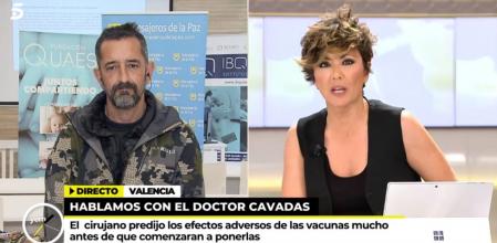 Encontronazo entre Sonsoles Ónega y el doctor Cavadas en 'Ya es mediodía'.