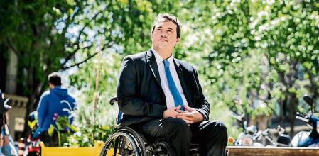 foto XAVIER CERVERA 23/04/2021 David Bonvehí i Torras (Campos, 1979) es un abogado y político español, diputado en el Parlamento de Cataluña en la IX, X y XI legislatura primero por Convergencia Democrática de Cataluña (CDC) y desde 2015 por Junts pel Sí. En 2010 se convirtió en el primer parlamentario del hemiciclo catalán en silla de ruedas. Desde el 22 de julio de 2018 es presidente del Partido Demócrata Europeo Catalán.