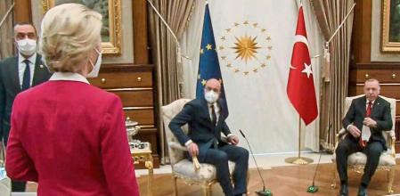 This video frame grab taken from footage released by The Turkish Presidency on April 6, 2021, shows Turkish President Recep Tayyip Erdogan (R) receiving EU Council President Charles Michel (C) and President of EU Commission Ursula von der Leyen (L) at the Presidential Complex in Ankara. - The European Commission hit out April 7, 2021, at a diplomatic snub that left its head Ursula von der Leyen without a chair as male counterparts sat down at a meeting with Turkish President Recep Tayyip Erdogan. Video from the April 6, 2021, encounter in Ankara showed von der Leyen flummoxed as the Turkish leader and European Council president Charles Michel took the only two chairs in front of their flags. (Photo by - / various sources / AFP) / RESTRICTED TO EDITORIAL USE - MANDATORY CREDIT