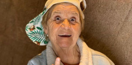 Rosa se atreve con todo tipo de retos en sus vídeos en TikTok