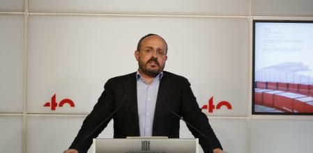 Alejandro Fernández, en la sala de prensa del Parlament el pasado 20 de abril