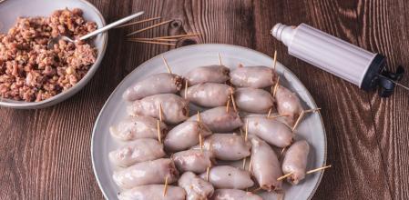 Calamares rellenos pies de cerdo y carne picada