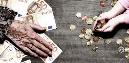 La relación que las personas mantienen con el dinero a lo largo de su vida comienza en la infancia