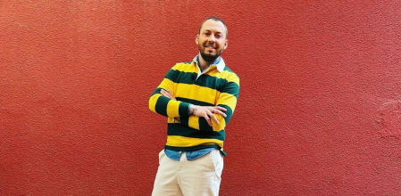 El colaborador de 'Viva la vida', José Antonio Avilés, posando para sus redes sociales