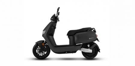 Precio con el Moves III: 3.299 euros