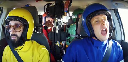 El vehículo estaba equipado con multitud de accesorios retráctiles exteriores.