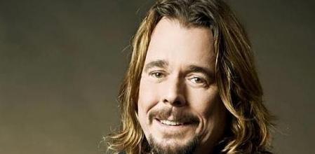 Juan Muñoz estalla en Twitter