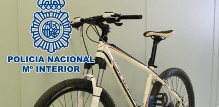 Cazado el hombre que roba una bici en un garaje y la pone a la venta en Internet con su dirección