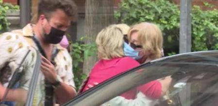 Terelu Campos y Mila Ximénez se funden en un abrazo