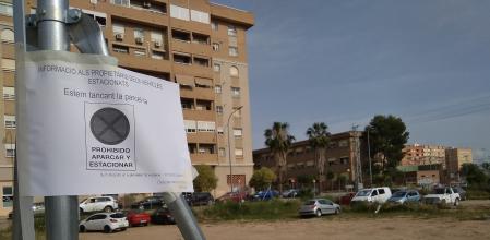 La promotora Metrovacesa empieza a vallar sus terrenos de Benimaclet, hoy usados como zona de aparcamiento