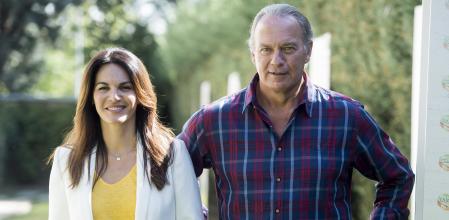El presentador y cantante Bertín Osborne y Fabiola Martínez en una imagen de archivo.