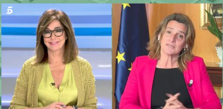 Ana Rosa a la ministra Rivera sobre la factura de la luz: “¿A qué hora pone usted la lavadora?”