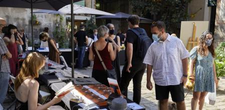 Fira del Llibre Unic en el pati de l'antiga fábrica Lehmann