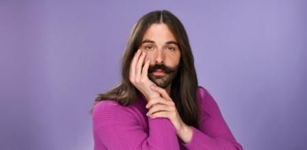 Jonathan Van Ness @jvn fue el primer embajador no femenino de la marca de uñas Essie