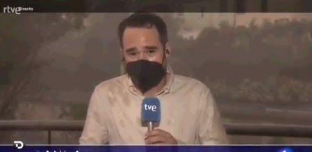 Un periodista de TVE, pillado por la tormenta.