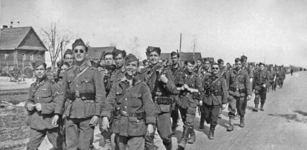 Voluntarios de la División Azul en el frente ruso.