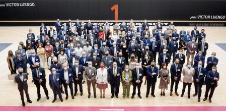 Los empresarios valencianos de AVE se han reunido en la pista Victor Luengo de L'Alqueria del Basket