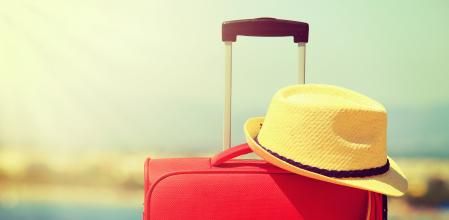 Equipaje para irte de vacaciones de verano.