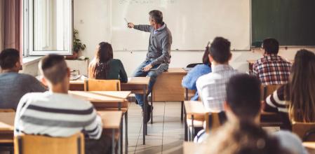 Imagen de archivo de un profesor de instituto