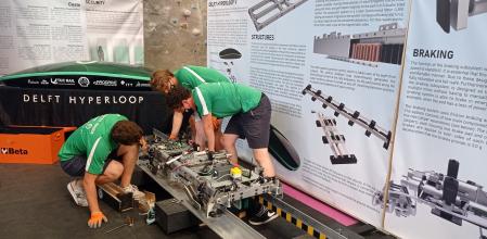 Equipos participantes en la primera European Hyperloop Week,