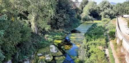 Paisaje del río Ges en el Torelló, Barcelona.