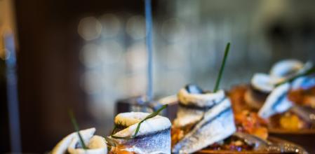 Pinchos con boquerones