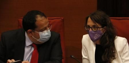 Joan Ignasi Elena y Tània Verge, en el Parlament