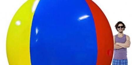 El balón de playa que se podía comprar en Amazon