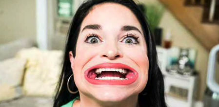 Samantha Ramsdell, la mujer con el récord Guiness de la boca más grande del mundo