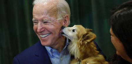 Joe Biden y su perro Major
