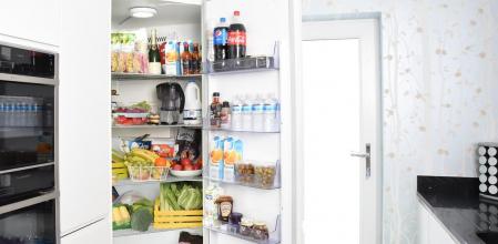 ¡Estáis hartos de que la nevera haga peste? ¡Existe la solución definitiva!