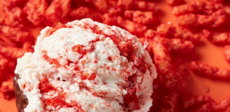 El peculiar helado con sabor a Cheetos que se ha convertido en todo un éxito
