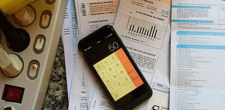 Hacer cuentas para ahorrar en la factura de la luz