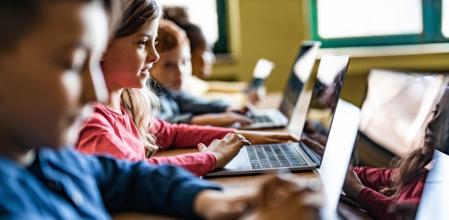 Google se ha propuesto poner nuevos filtros de seguridad para menores