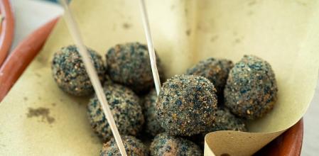 Olive all' ascolana, aceitunas rellenas y rebozadas