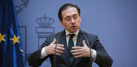 El ministro de Exteriores, José Manuel Albares, durante una comparecencia ante los medios