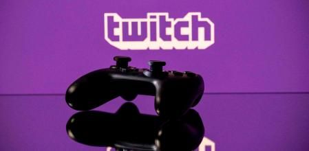 La campaña quiere animar a no transmitir el 1 de septiembre como muestra de apoyo a los canales que reciben acoso por motivos raciales de identidad de género