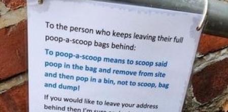 La carta viral que da una lección a los dueños de los perros que no recogen sus heces de la calle