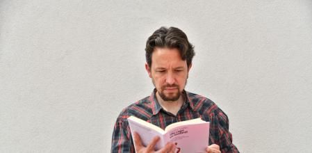 Pablo Iglesias ha sorprendido este viernes anunciando que será uno de los nuevos colaboradores de Rac1 durante la próxima temporada. Así lo desvelaba también la cadena durante el especial de presentación que tiene lugar desde el teatro El Jardí de Figueres, en el marco del festival Les Nits Acústiques.