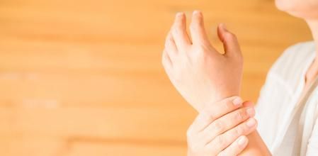 Con la osteoporosis los huesos se debilitan y pueden llegar a fracturarse