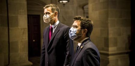 Si Pedro Sánchez ha reclamado que el proceso de diálogo se efectúe “sin prisas, sin pausa, pero sin plazos”, Pere Aragonès ha ratificado estas ideas. “El objetivo son los avances, más que los plazos”, ha dicho primero, durante su comparecencia posterior a la reunión que ha mantenido hoy con el presidente del Gobierno en el Palau de la Generalitat en el marco de la mesa de diálogo.