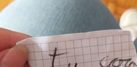 La hermana de la niña ha compartido la nota en Twitter