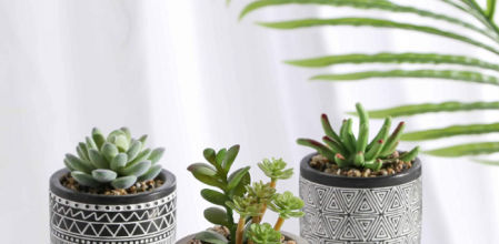 Juego de 3 suculentas artificiales con recipiente con motivos tribales de TERESA'S COLLECTIONS