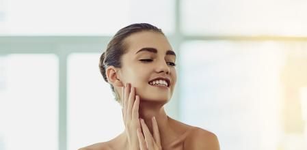 La protección de la piel frente al sol ¡durante todo el año! sigue siendo la mejor manera de prevenir la aparición de manchas.