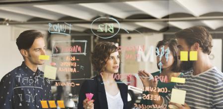 Las habilidades más demandadas son la capacidad de aprendizaje, la comunicación, el trabajo en equipo, la resiliencia, adaptación al cambio, compromiso y responsabilidad