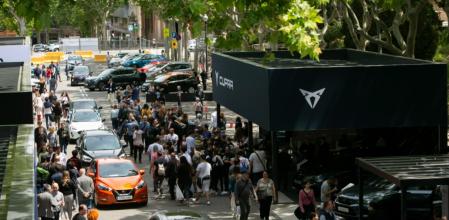 Los visitantes del Automobile Barcelona 2021 tendrán la oportunidad de probar vehículos eléctricos, híbridos e híbridos enchufables&nbsp;