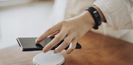 Las cargas inalámbricas permiten cargar dispositivos sin la necesidad de cables