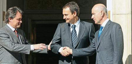 23/01/06 FOTO DANI DUCH LV MAD REUNION ENTRE JOSE LUIS RODRIGUEZ ZAPATERO CON ARTUR MAS Y DURAN I LLEIDA EN EL PALACIO DE LA MONCLOA
