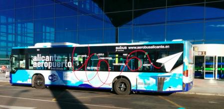 El autobús continuará siendo la única alternativa de transporte público para conectar el aeropuerto con la ciudad de Alicante