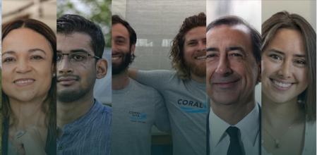 Representantes de los cinco proyectos o iniciativas galardonadas en la primer edición de estos premios  .